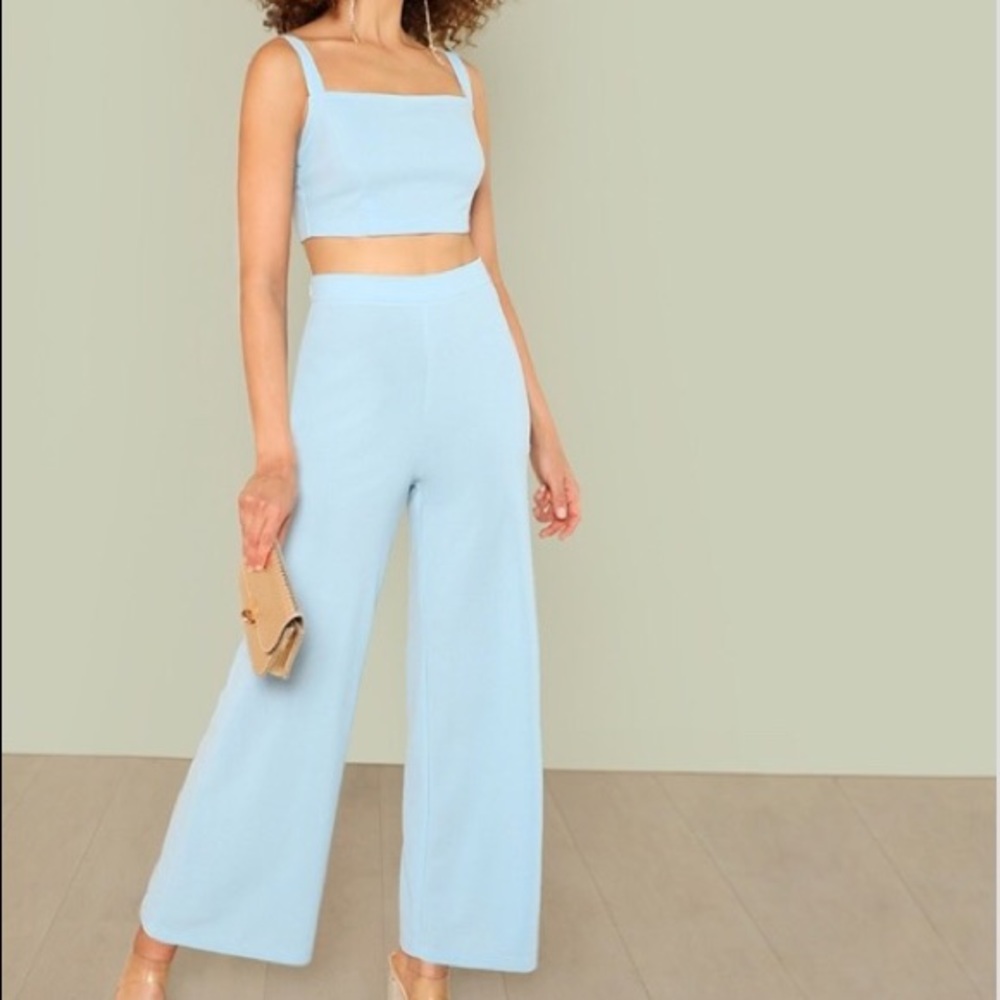 TWO PIECE SET Crop top and wide-leg pants